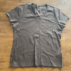 Eddie Bauer Large Brown V-neck Shirt